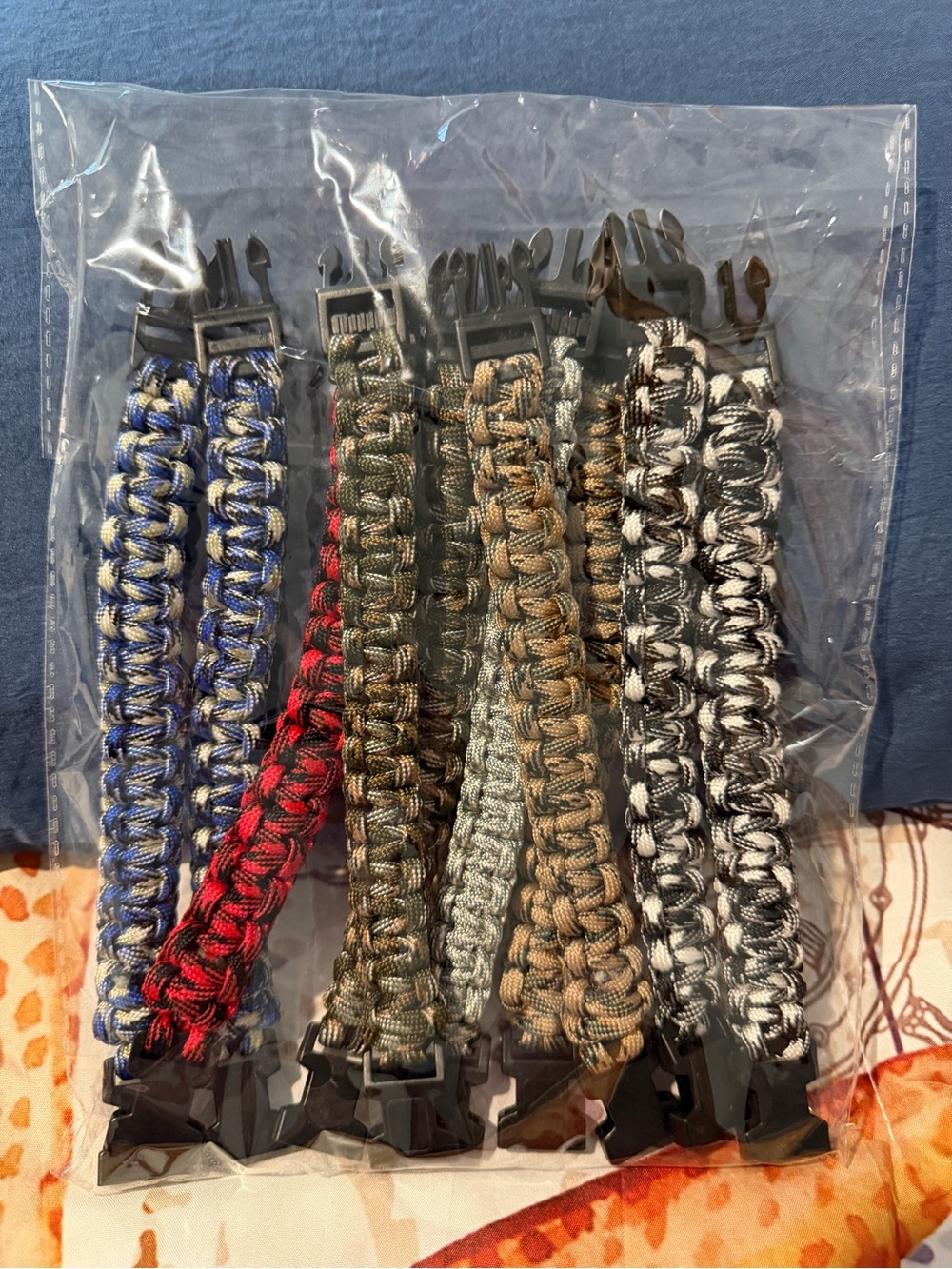 Paracord Survival Bracelet - Black, Blue, Red, Brown, Gray - Unbranded